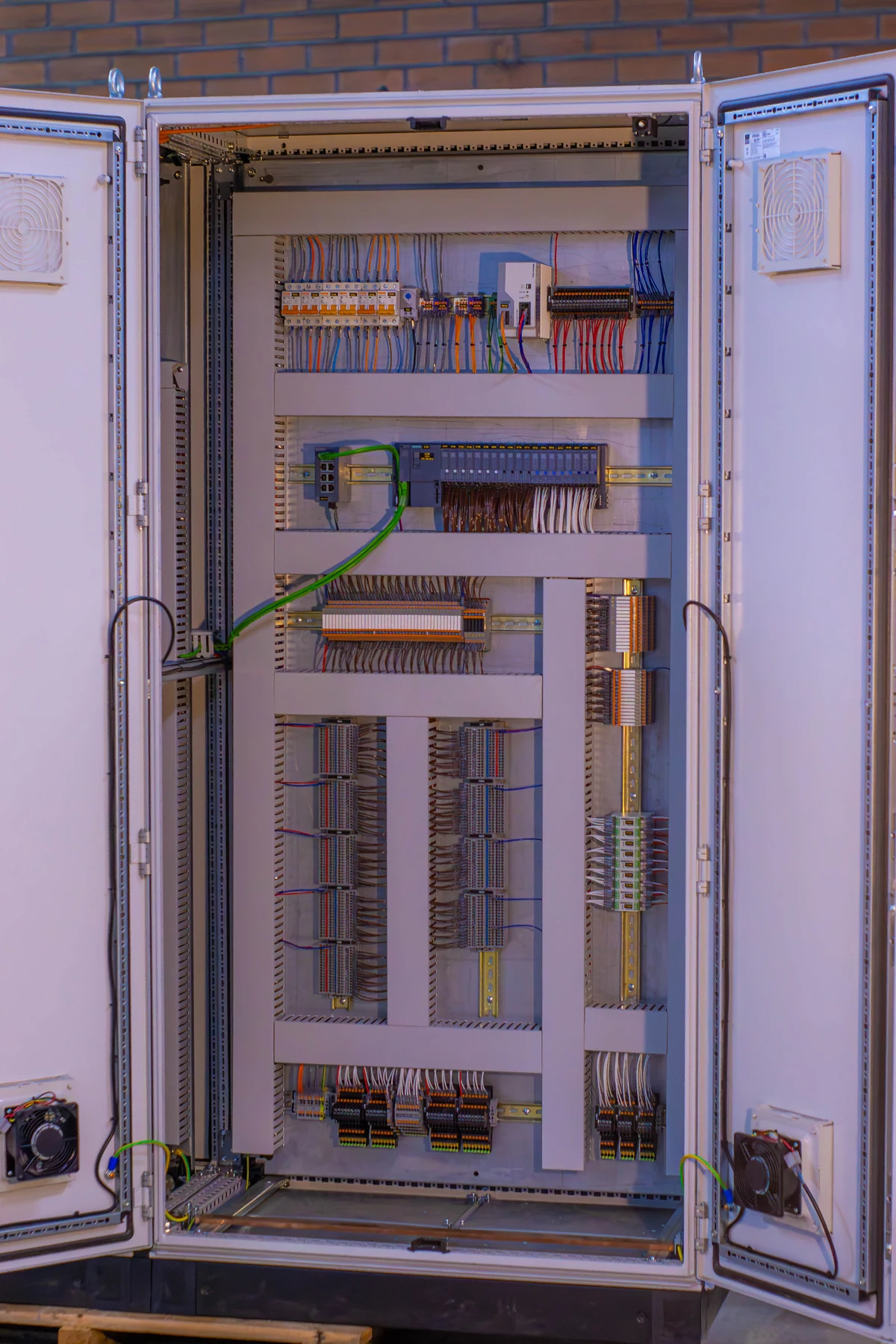 Painéis Elétricos e CCM